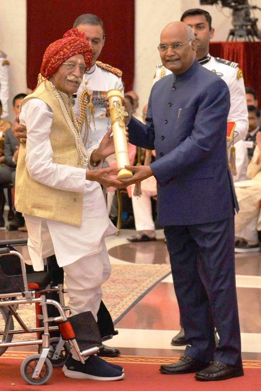 MDH Chairman receiving Padma Shri