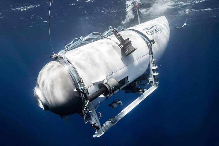 "The Titan Submarine: Unveiling the Depths and Confronting Tragedy with OceanGate CEO"
